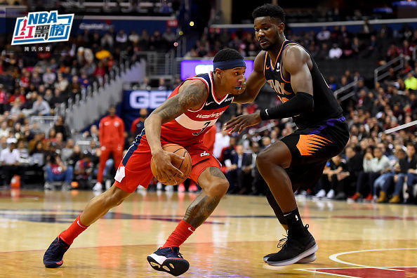 并贡献多次 并贡献多次