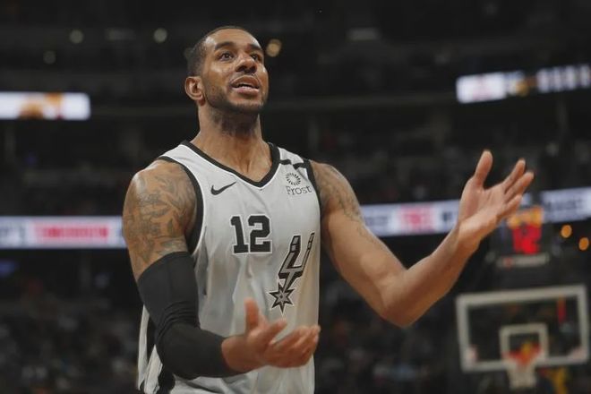 它不仅需要 它不仅需要