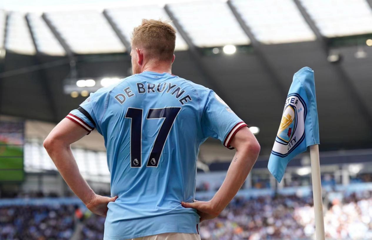 两张看似随 两张看似随